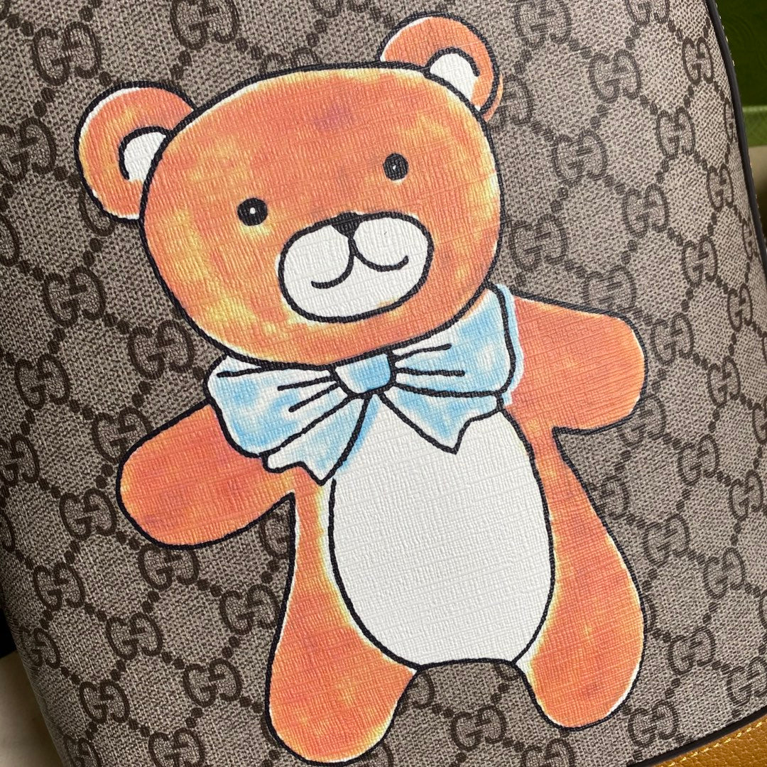 Рюкзак, созданный в сотрудничестве Gucci и Teddy Bear.