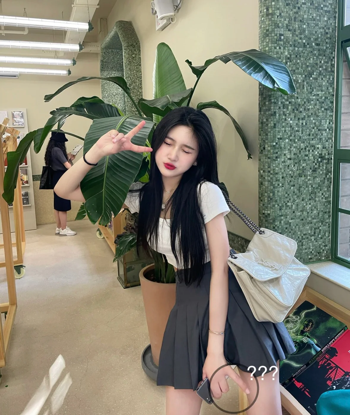 YSL-niki-baby-28cm-cowhide-off-white