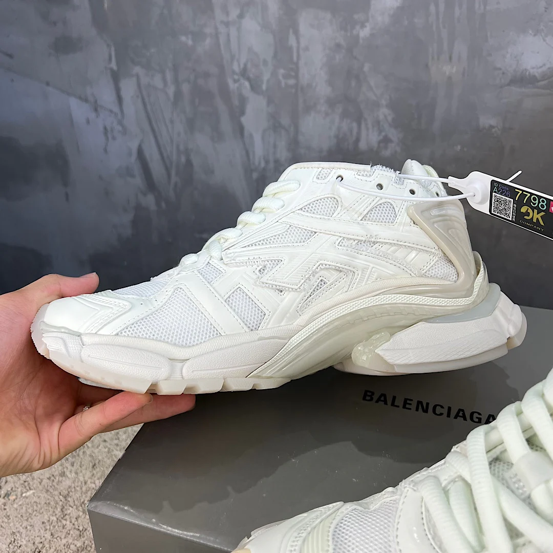 Кроссовки Balenciaga Runner - Унисекс - Белые - 1