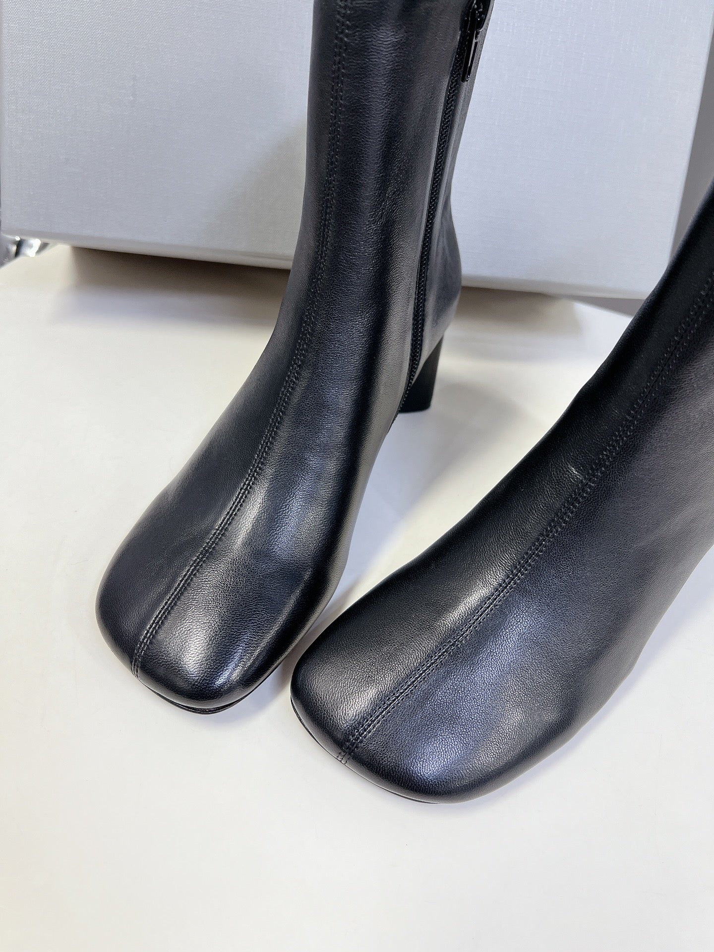 Ботильоны Balenciaga 2024 - черные