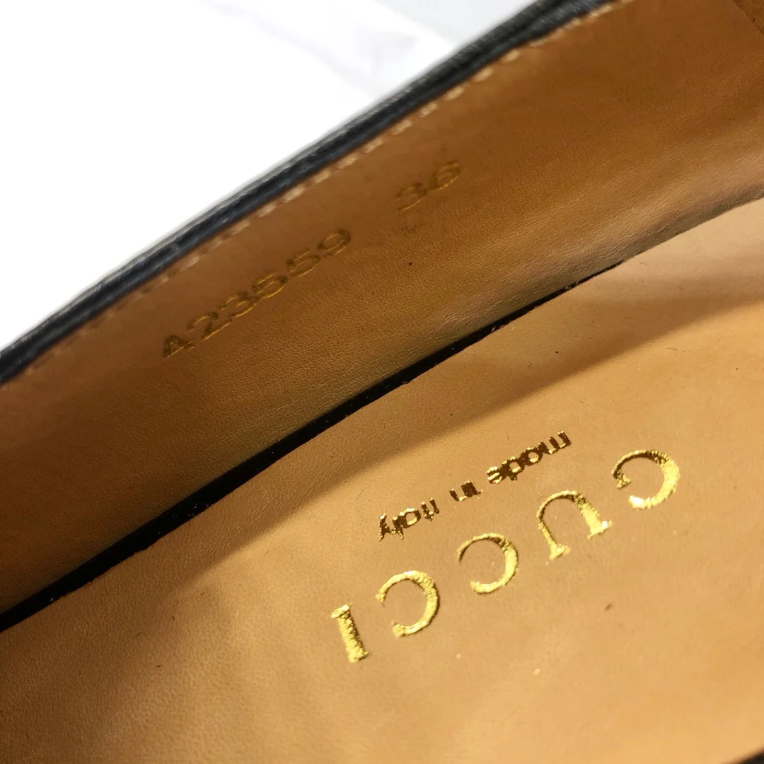 Лоферы Gucci с жемчужным массивным каблуком