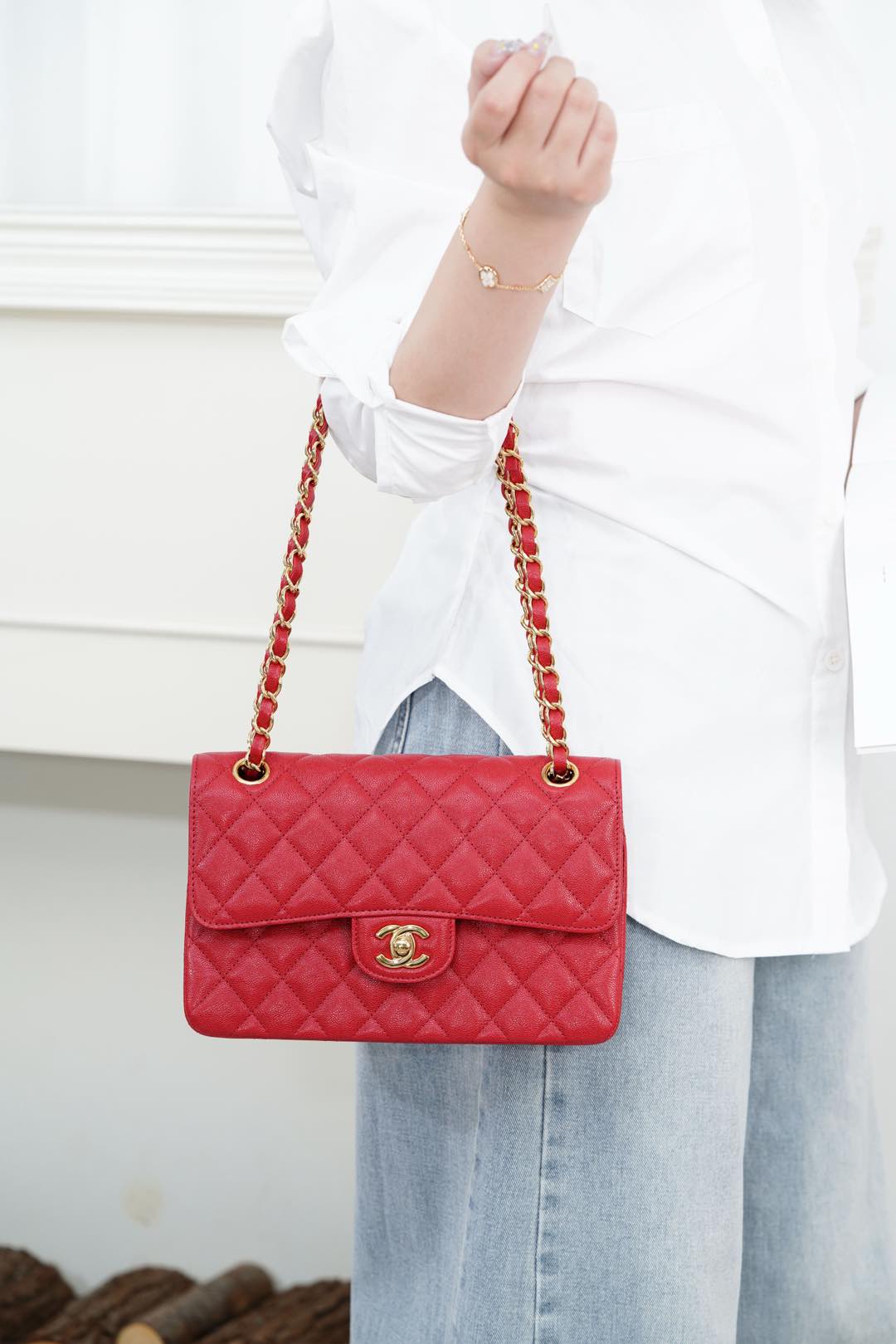 Chanel Classic Flap Leather - Red - Small