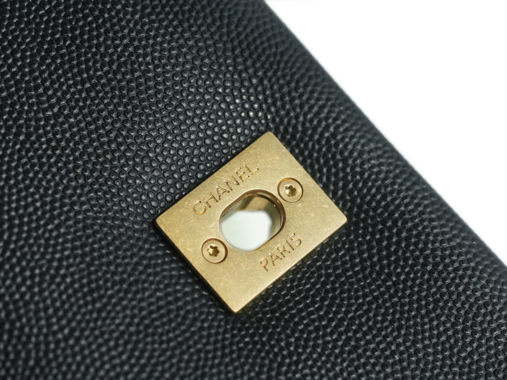 Сумка Chanel Handle 28 - с ручкой из кожи ящерицы - большая, черная