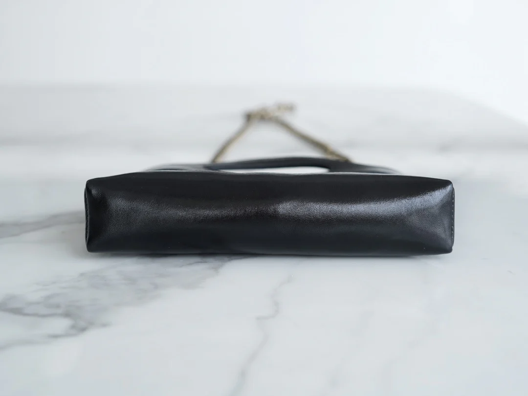 Новые поступления Chanel ранней весной - Chanel - 31 - Горизонтальный - Nono - Черный