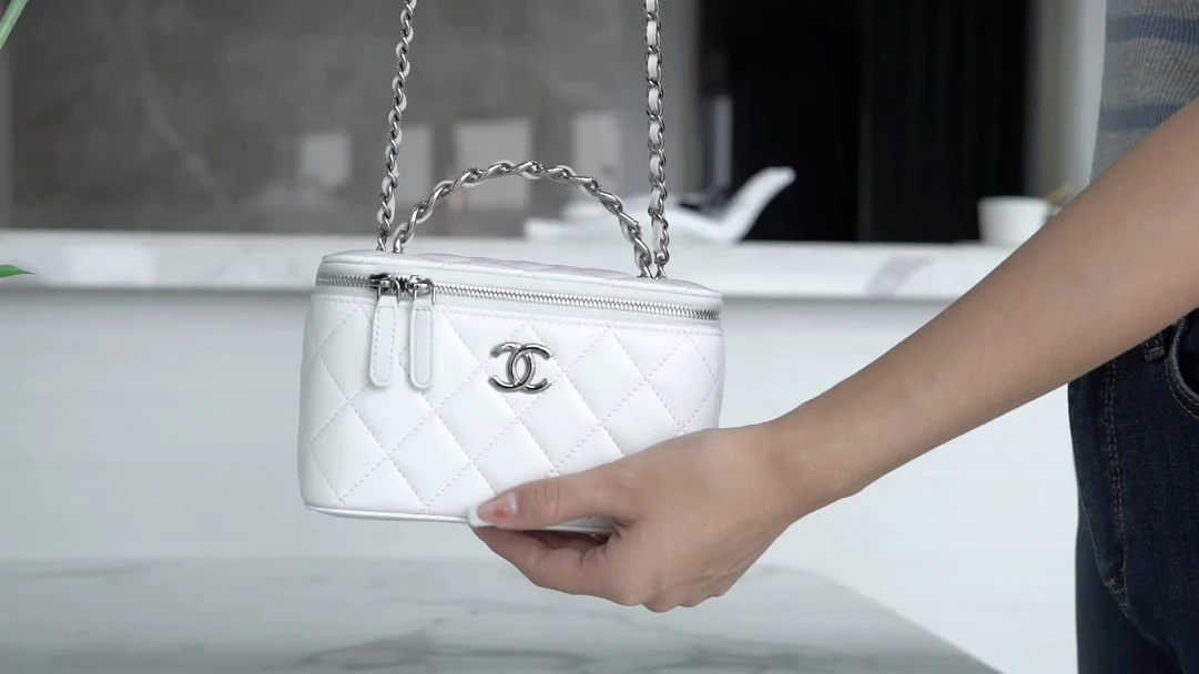 Chanel - Длинная сумка-коробка - Белая