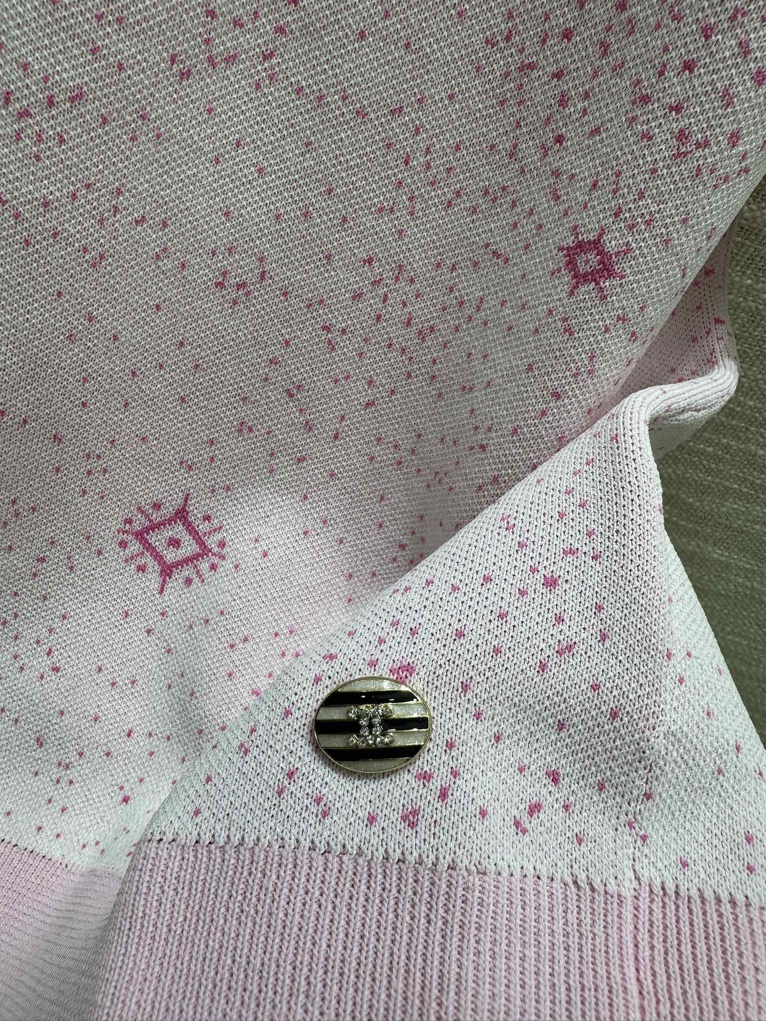 Chanel - 2403 - Градиентный трикотаж с коротким рукавом