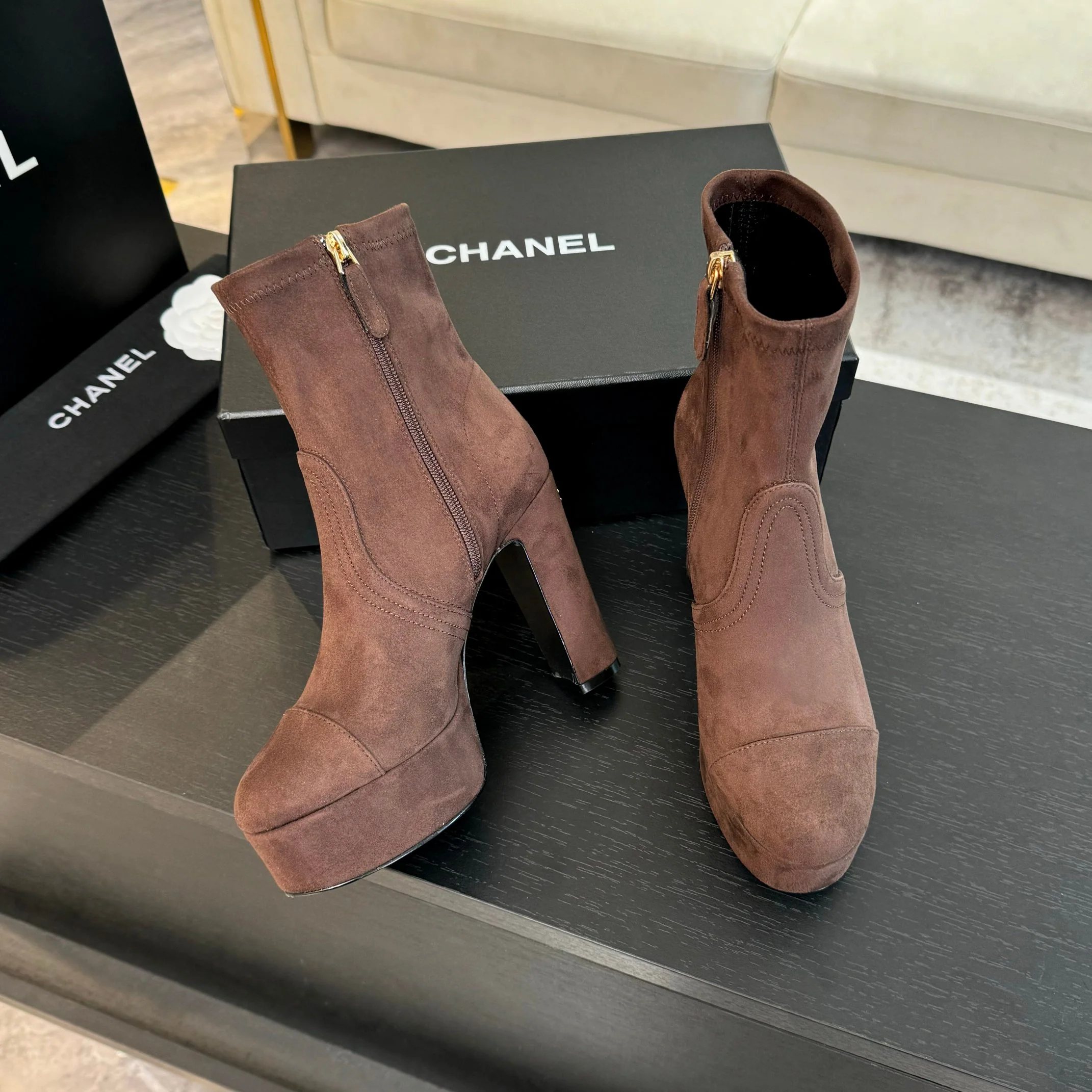 Ботинки Chanel Stretch 2024 - Кофейный