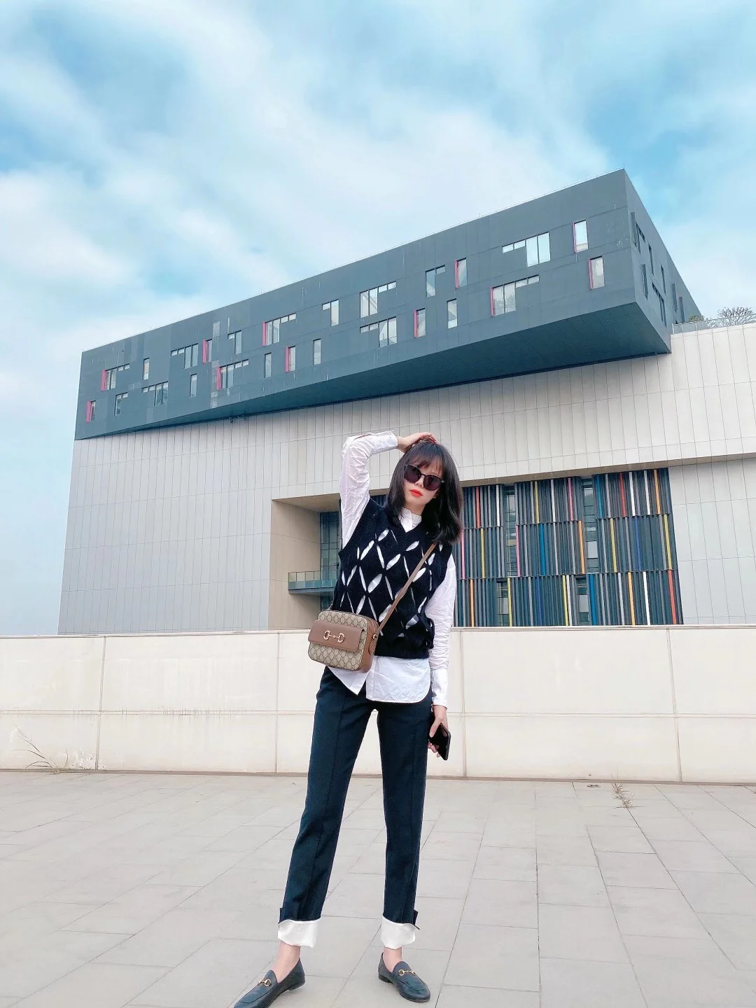 Сумка для фотоаппарата Gucci 1955 с пряжкой в ??виде подковы