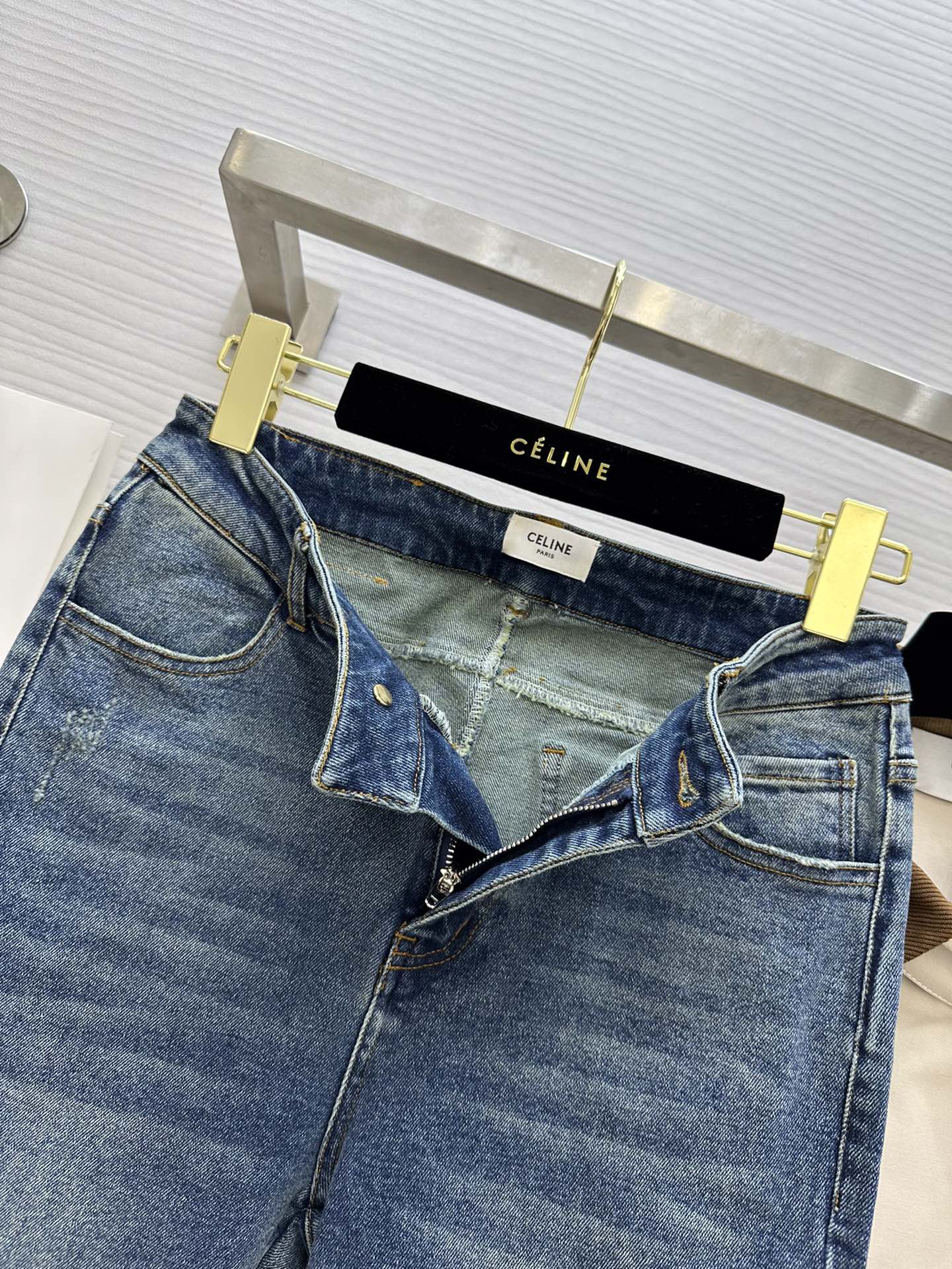 Новые джинсы Celine 2403 весна/лето, расклешенные, синие.