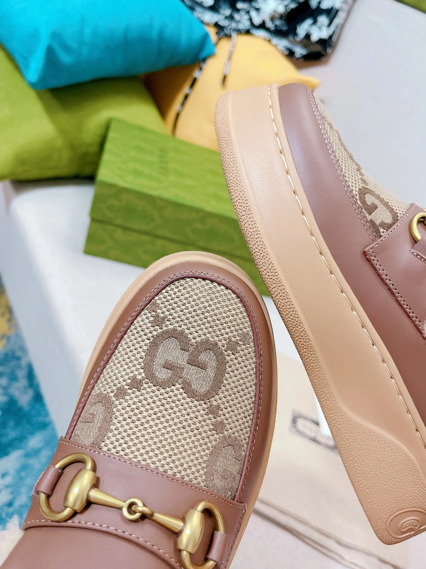 Gucci - Классические лоферы с монограммой 