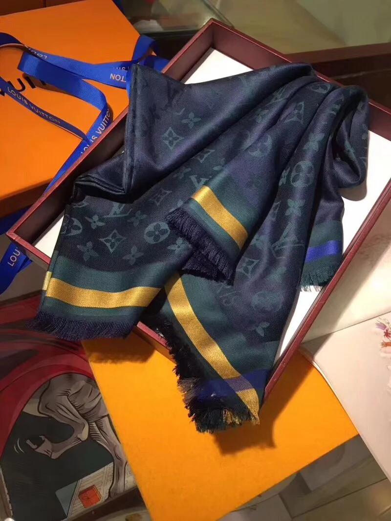 Шелковый шарф LV-140 Monogram — модель высшего класса с исключительно мягкой текстурой — 2 шт.