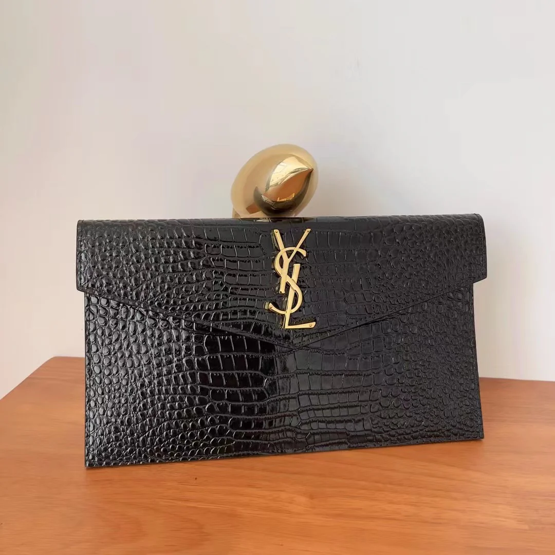 Клатч YSL с тиснением под крокодиловую кожу - 1 шт.