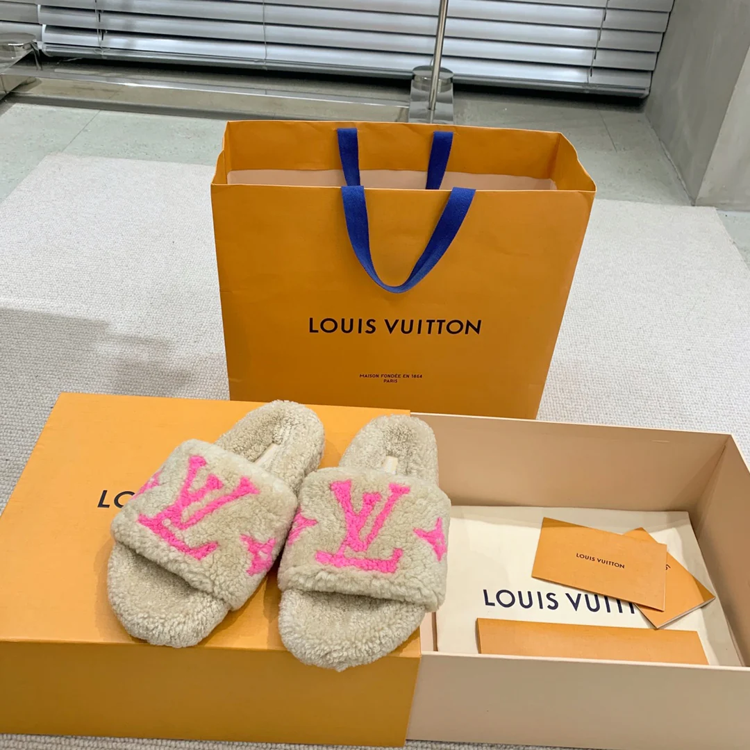 LV-paseo-comfort-series-Teddy Fur Slippers-Apricot-1