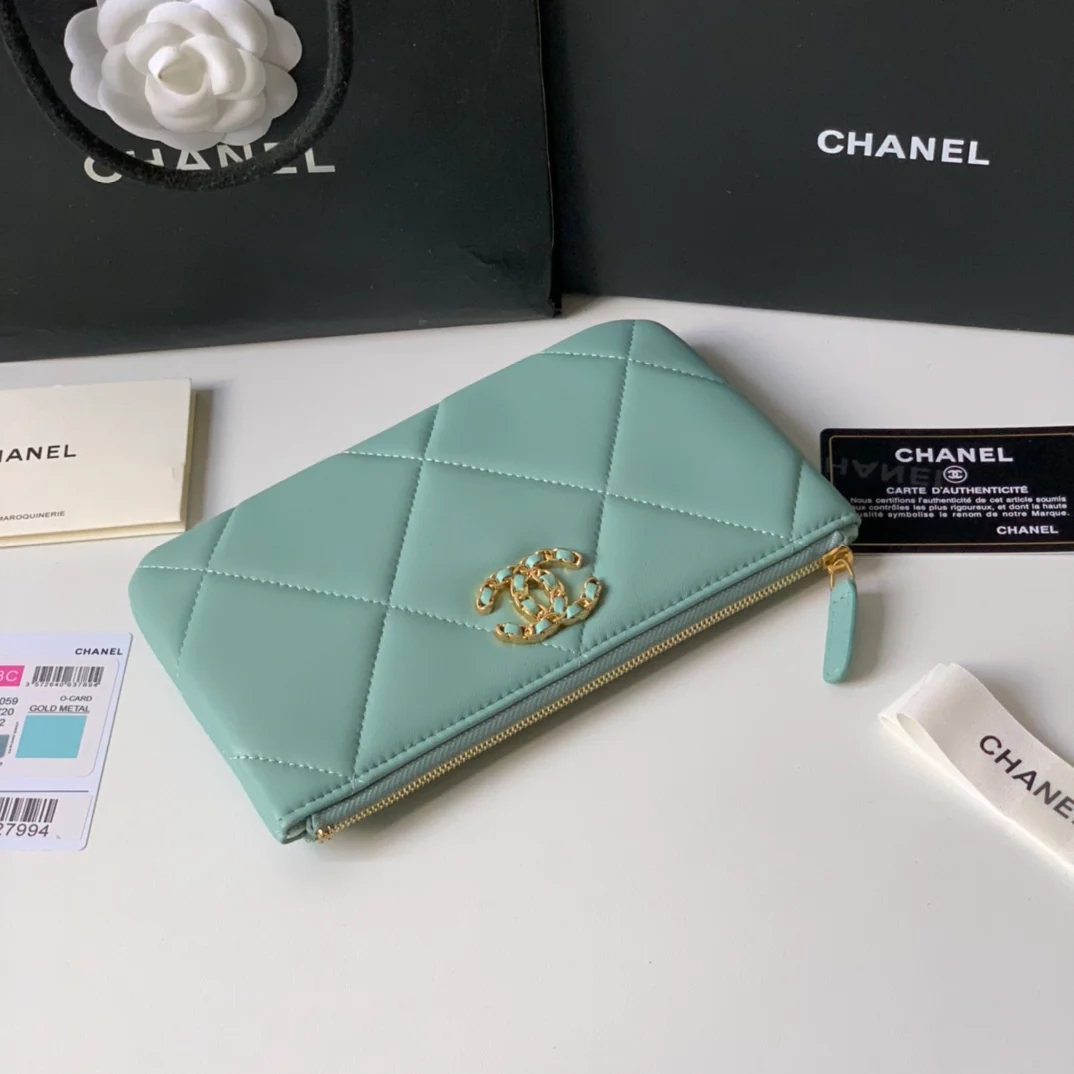 Большой клетчатый кошелек Chanel из овечьей кожи, серия 19 - 2 шт.