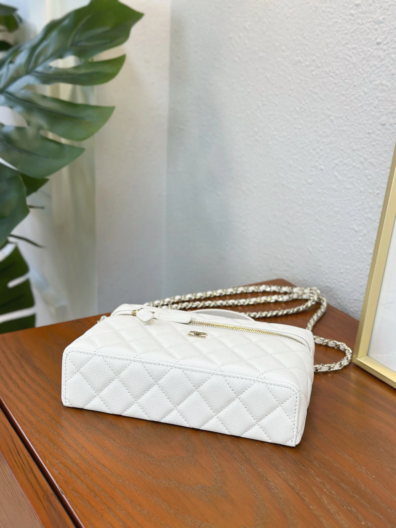 Сумка для ланча Chanel 25c-LP - белая