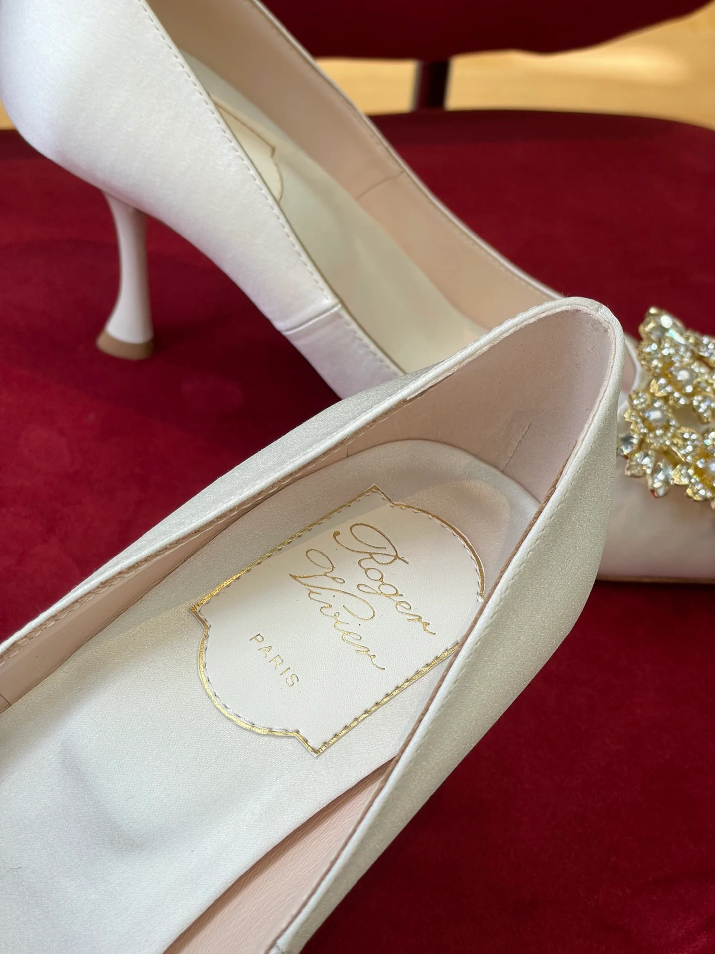 Туфли RV Shoes - ручная работа со стразами Swarovski - на высоком каблуке - белые