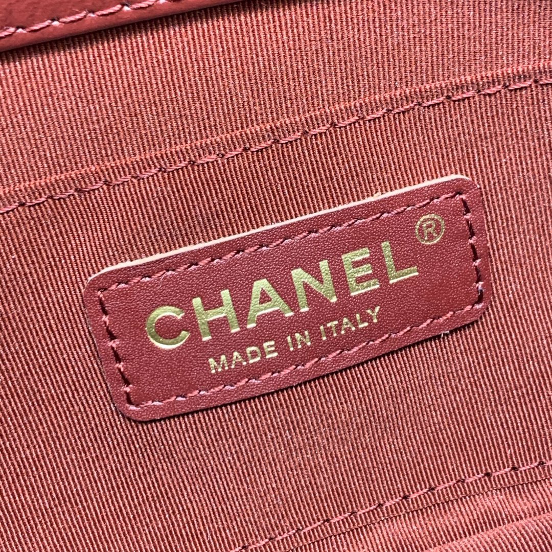 Лимитированная коллекция Chanel осень/зима 2020: сумка Pearl CF.