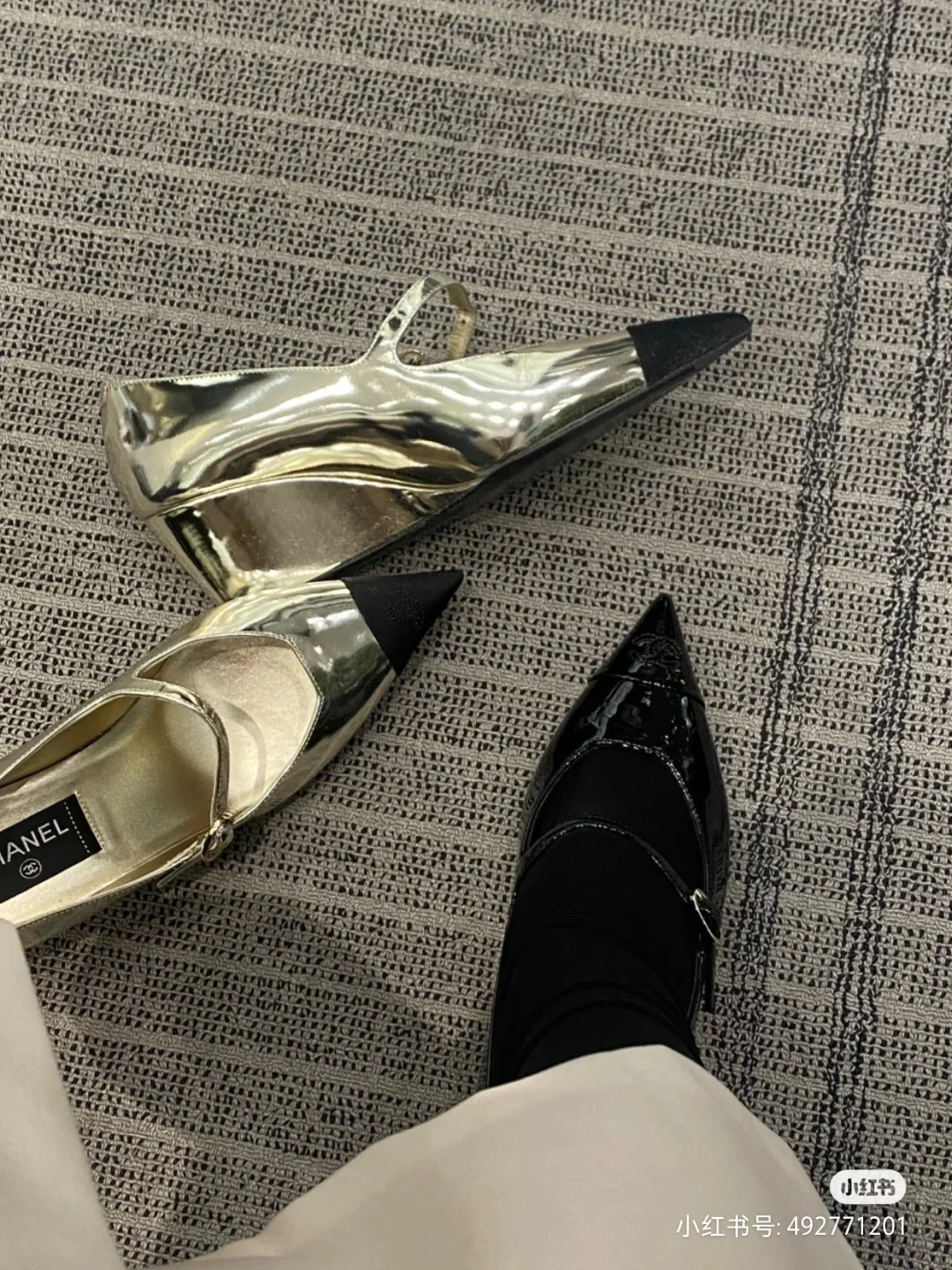 Новинка весенней коллекции Chanel 2022 года - Туфли на танкетке - Фотографии вживую