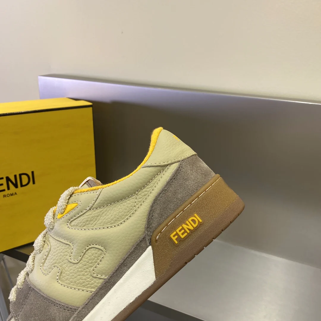 Fendi - Повседневная обувь - Кроссовки