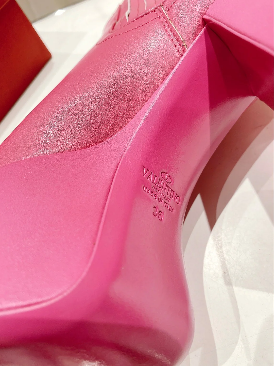 Ботильоны на платформе и шпильке Valentino - белые - 1