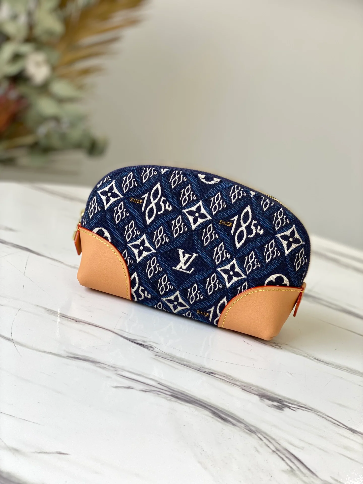 косметичка lv-m80307