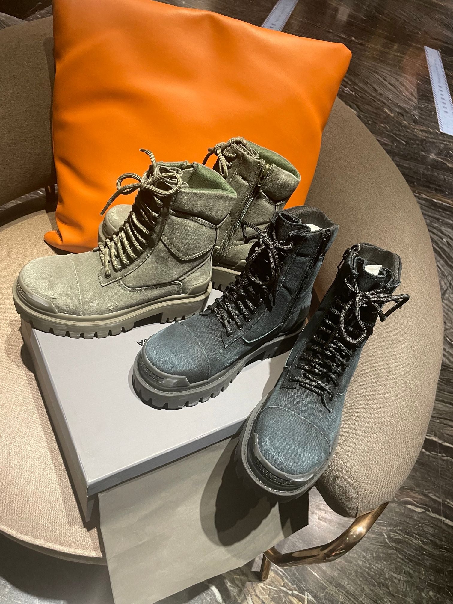 Balenciaga - Ботинки Big Head - Ботинки Dr. Martens - Верхнее изображение