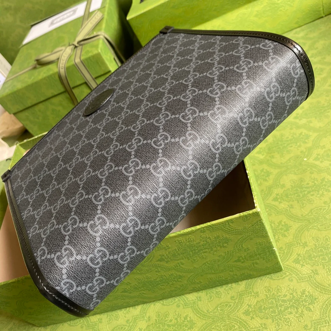 Gucci 男款手拿包