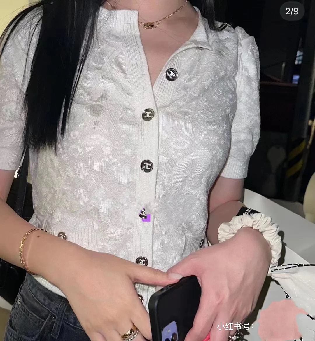 Chanel 2403 Hot Knit Collection с коротким рукавом