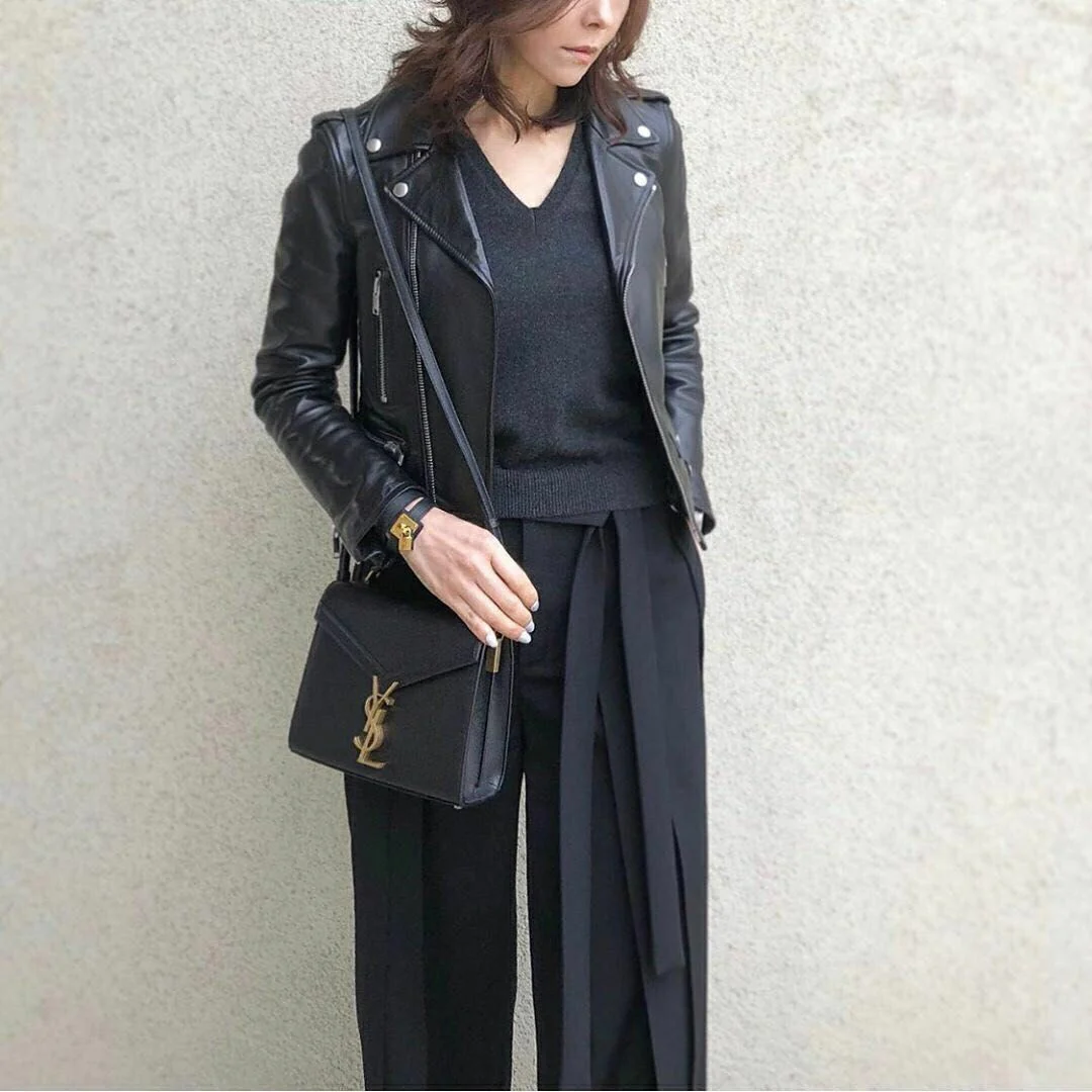 YSL Cassandra - Body Sharing