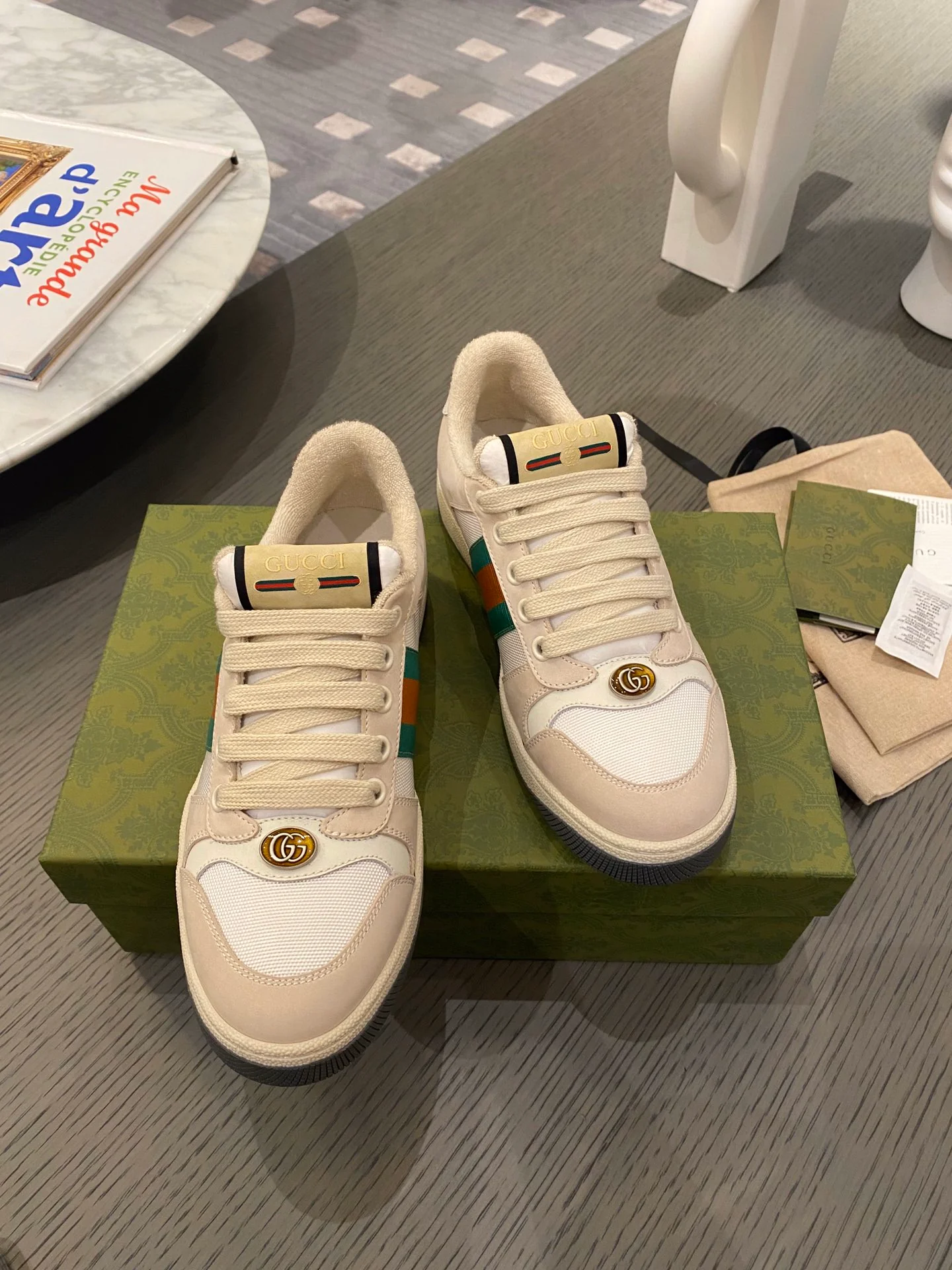 Gucci - Кроссовки - Повседневная обувь - 1