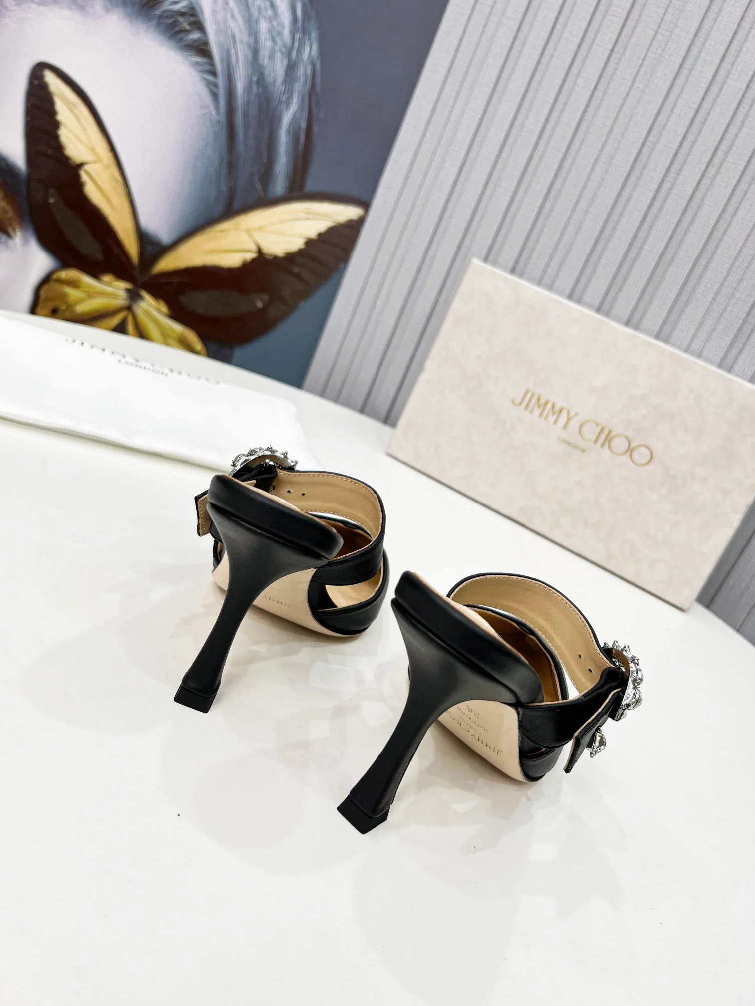 Туфли-шпильки Jimmy с острым носком - черные