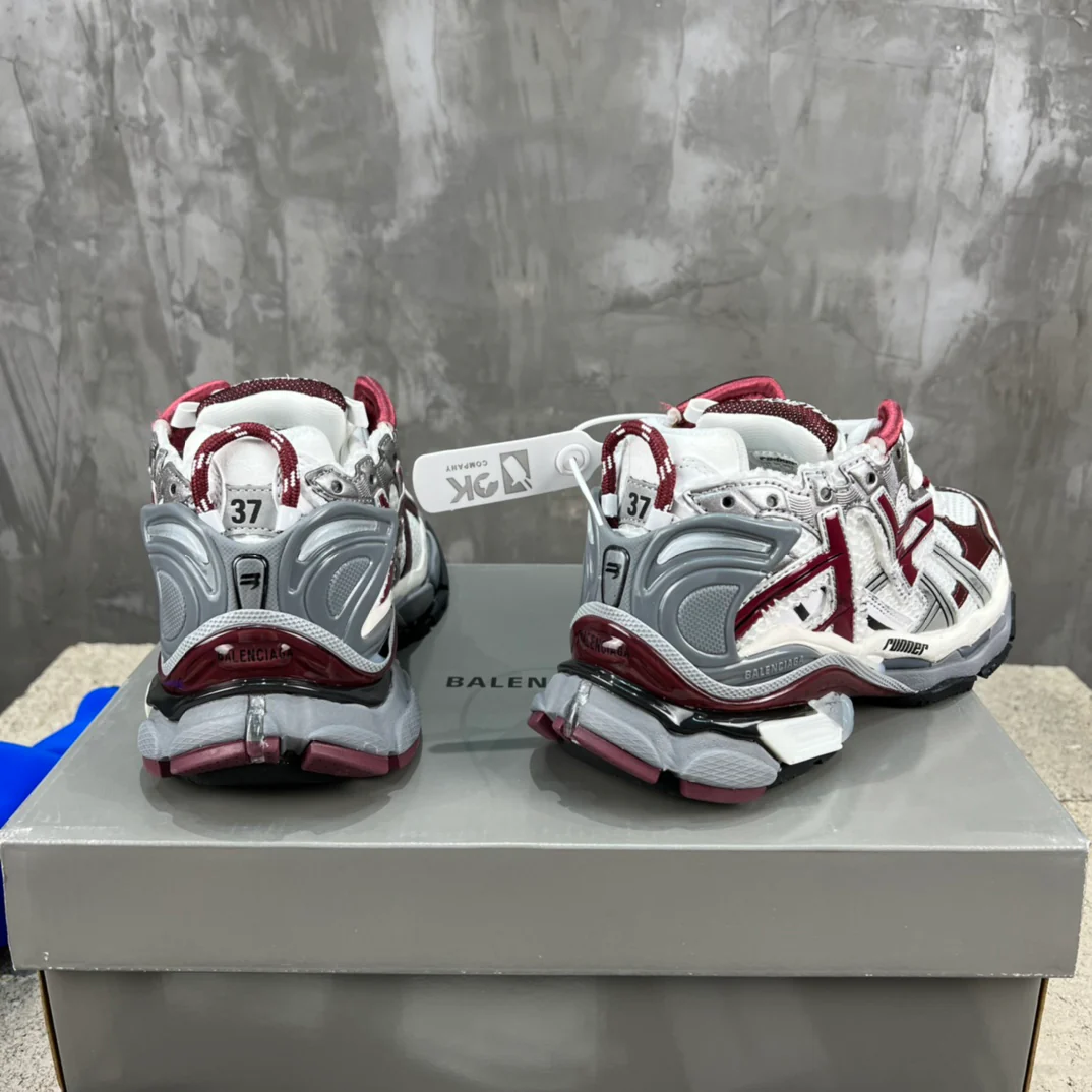 Кроссовки Balenciaga Runner - унисекс - серебристо-красные