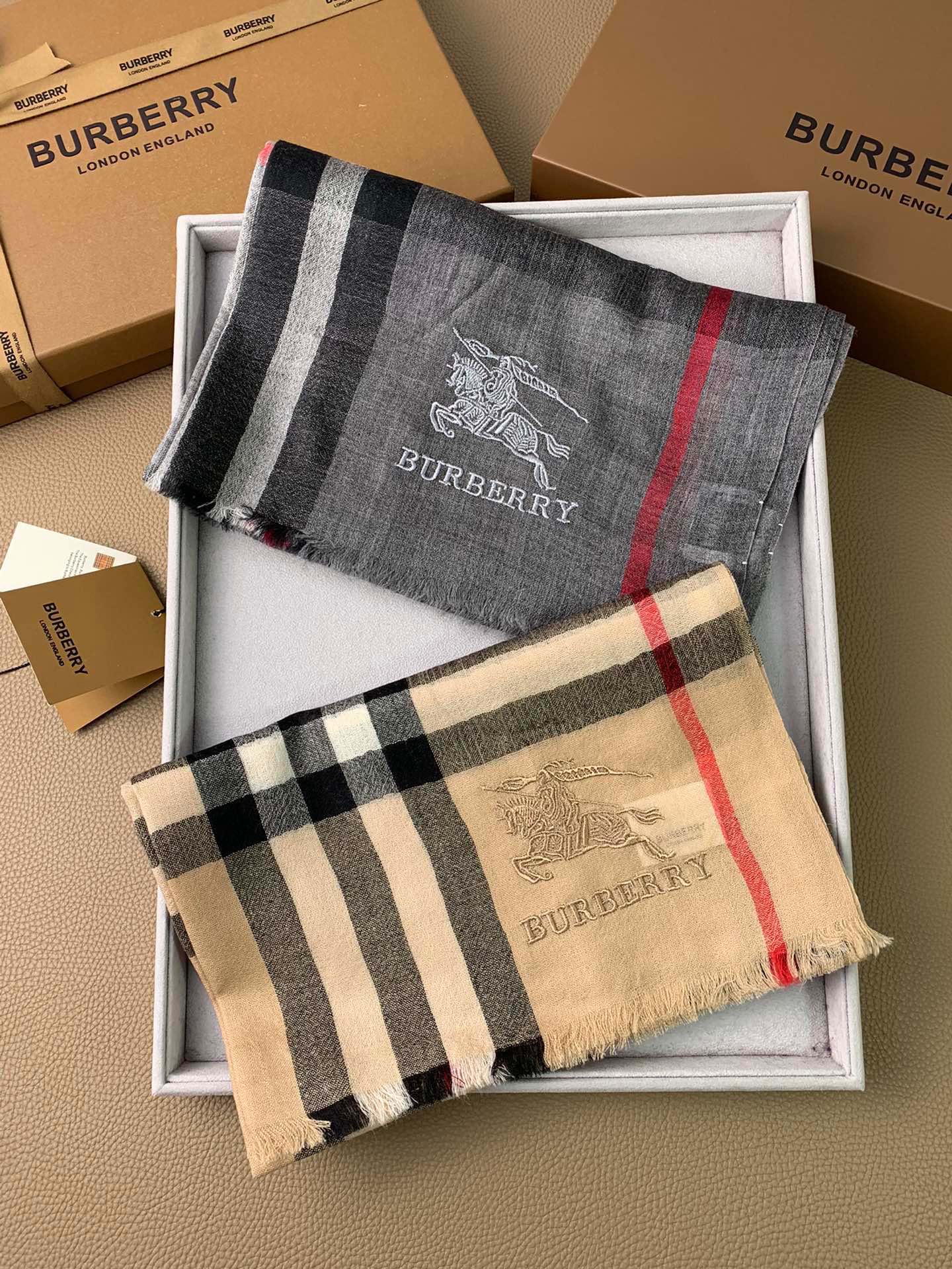 Кашемировый клетчатый шарф Burberry - Aquatic Cashmere, ультратонкий, 300 нитей - коричневый