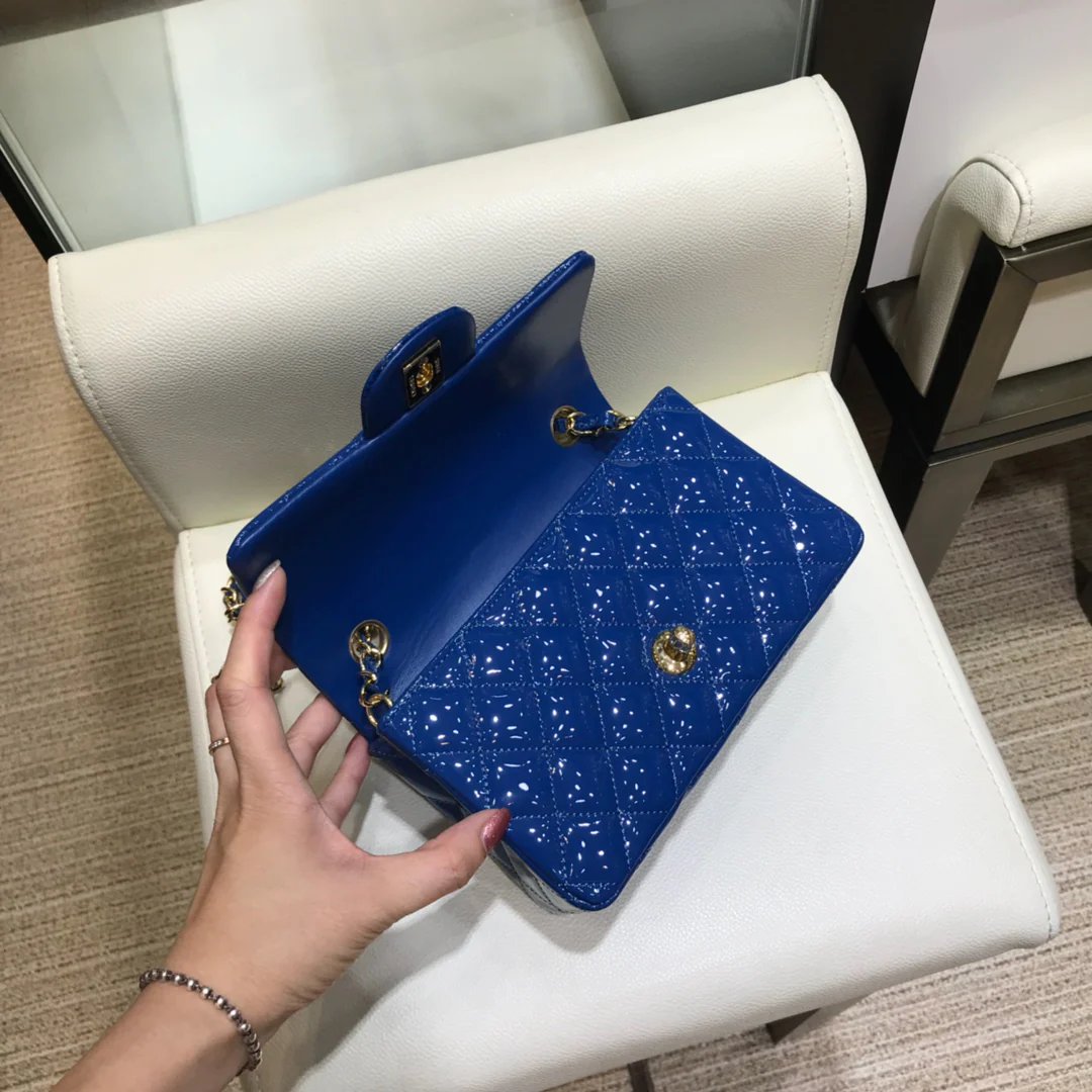 Сумка Chanel CF - лакированная кожа - золотая цепочка - 20 см - 1