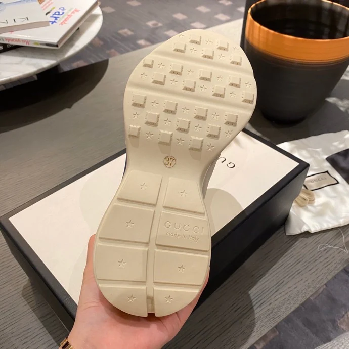 Массивные кроссовки Gucci - унисекс - 1