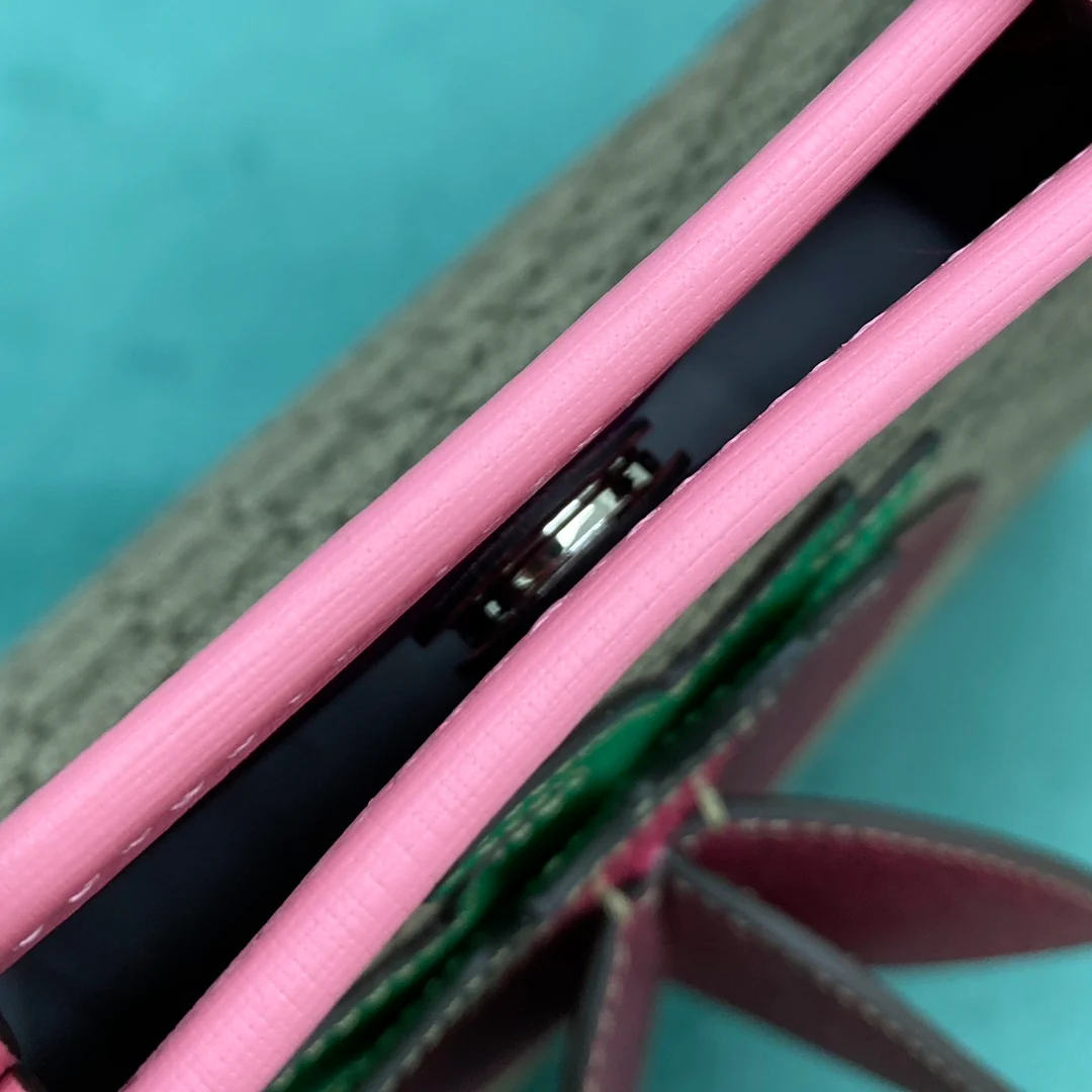 Gucci-夏季草莓购物袋