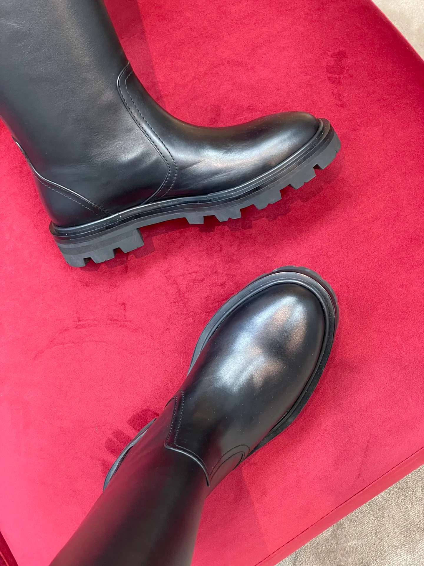 Celine - Новинка сезона осень/зима 2022 - Ботинки на платформе - 1