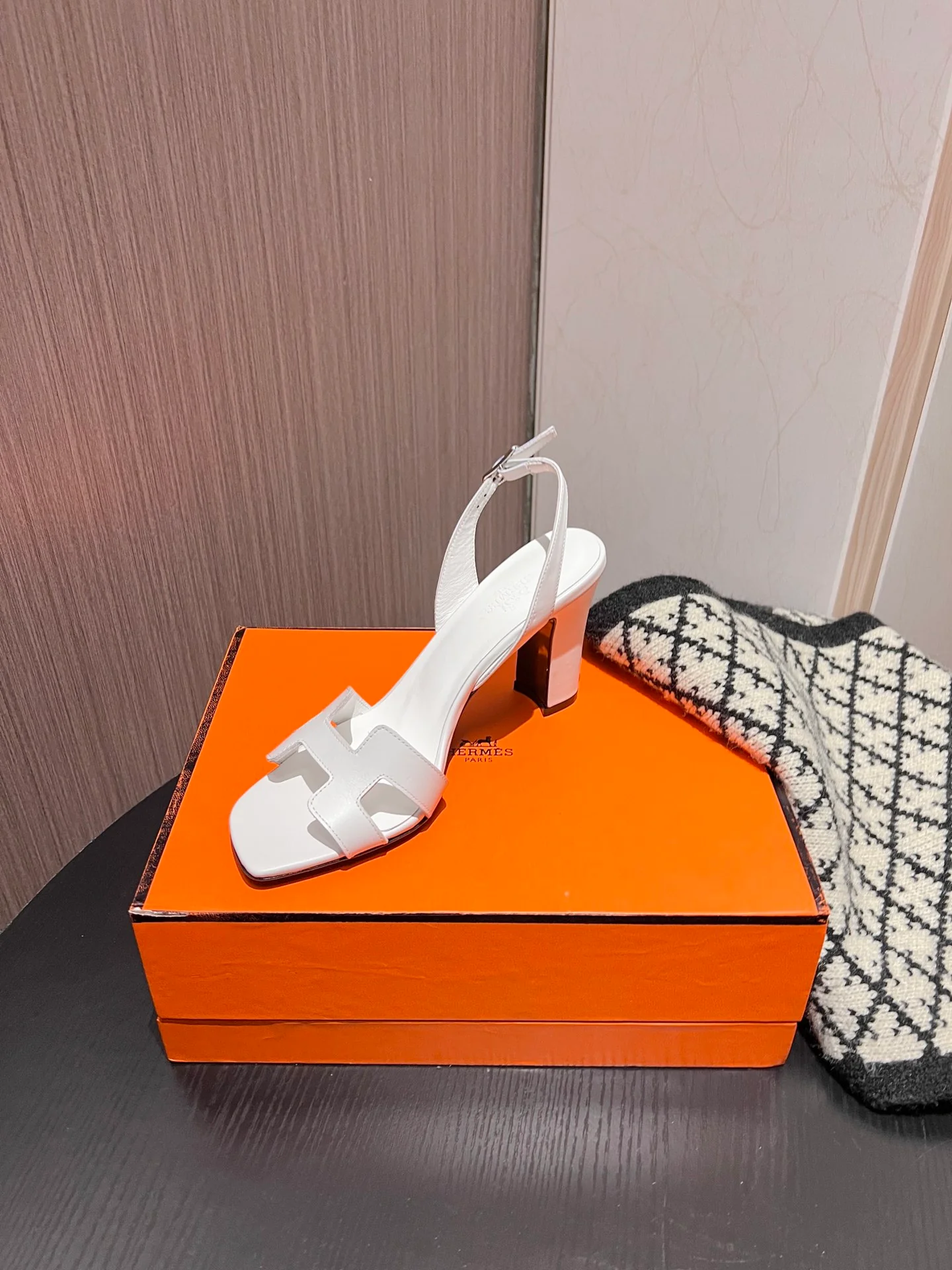 Hermes - Босоножки на высоком каблуке - Белые