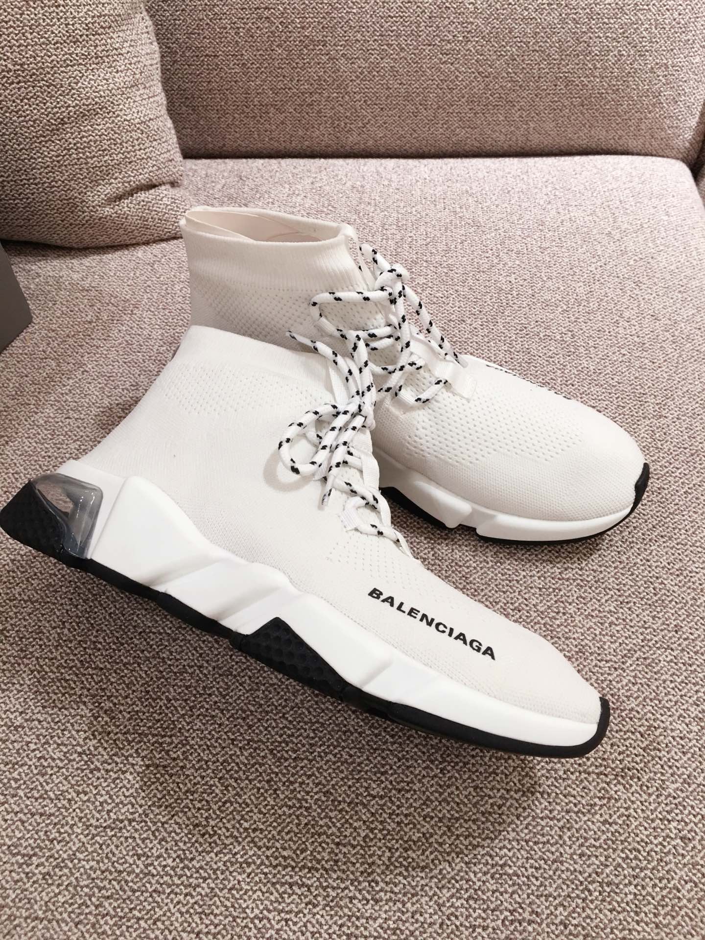 Balenciaga - Туфли-носки