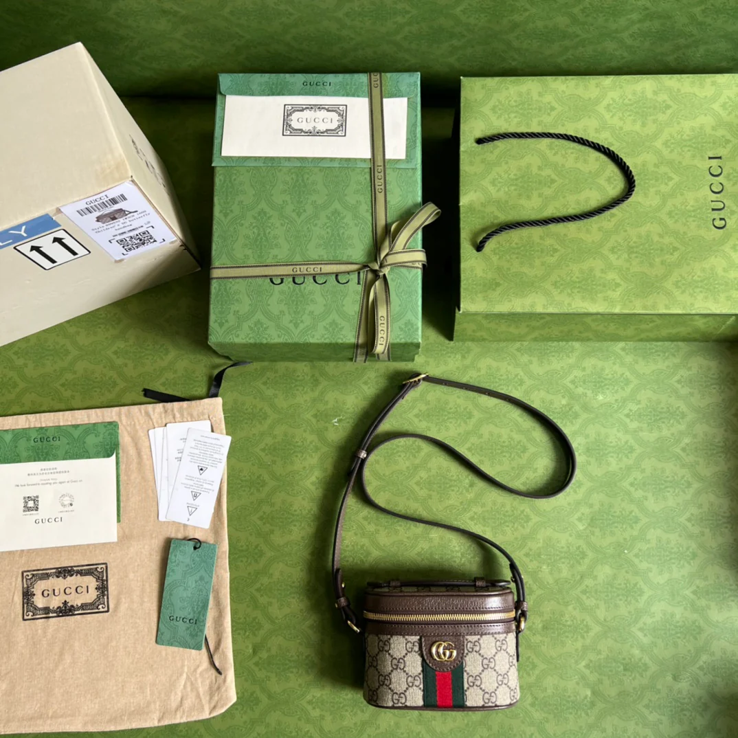 Мини-сумочка Gucci через плечо - 15,5 x 10,5 x 5,5 см