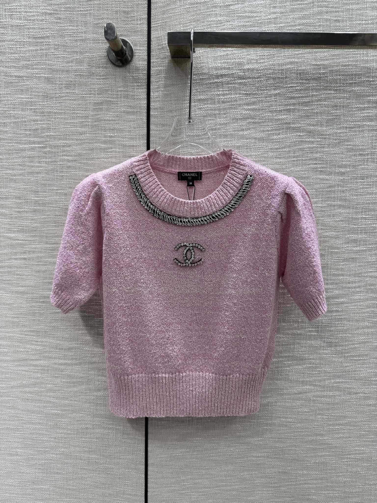 Футболка Chanel 2403 Double C Knit с коротким рукавом - розовая