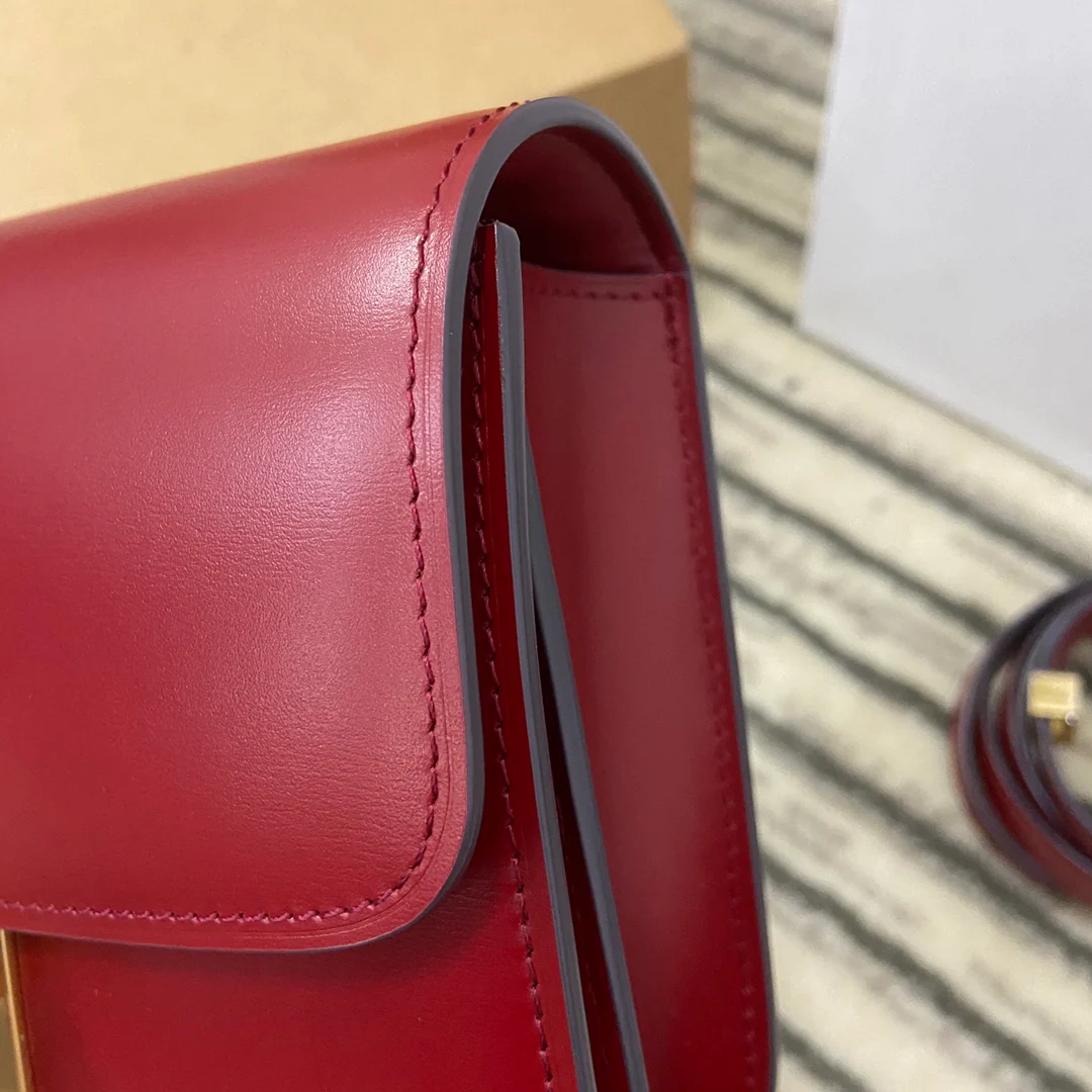 Celine-box tofu bun-teen-18-5cm-1