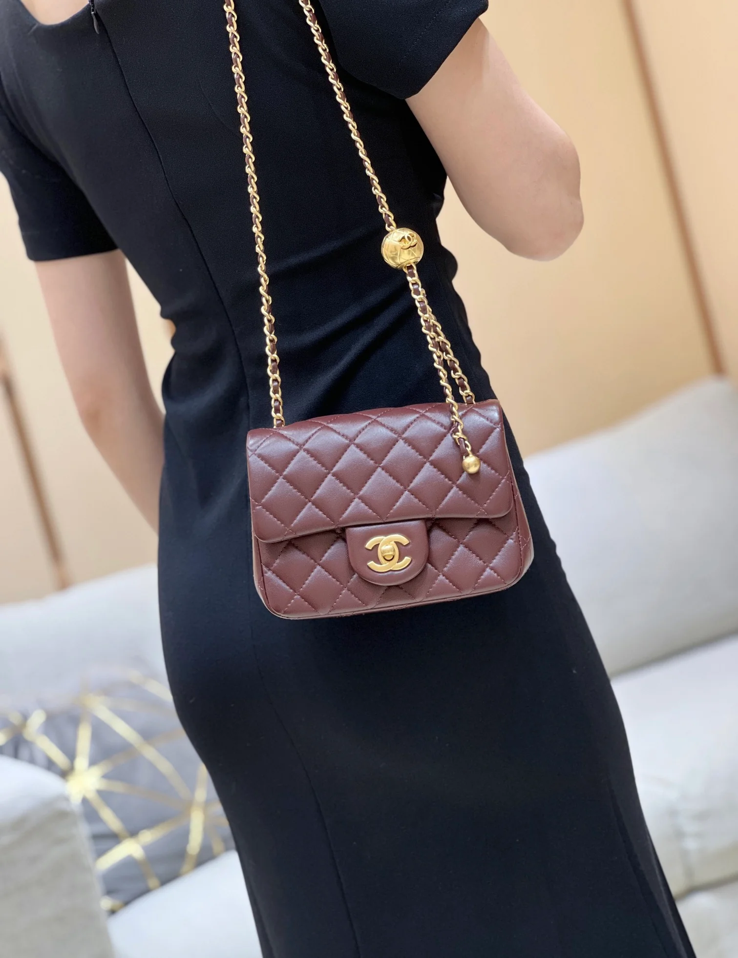 Chanel CF Gold Ball Square Fat Man - Burgundy