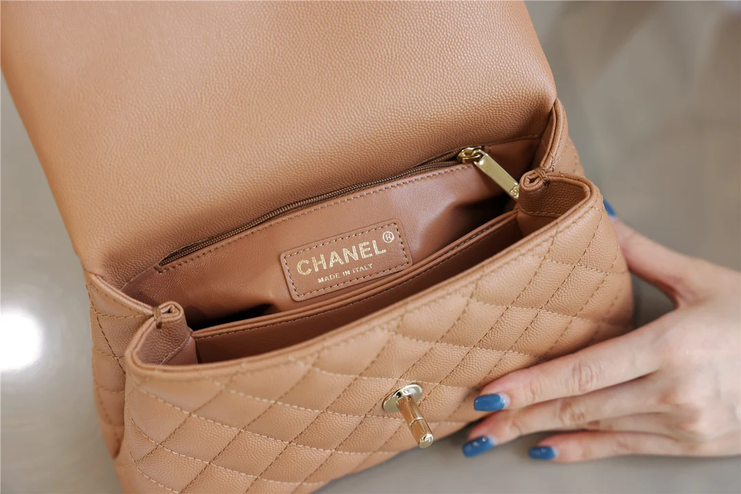 Chanel 2021 Coco Handle Caramel Small