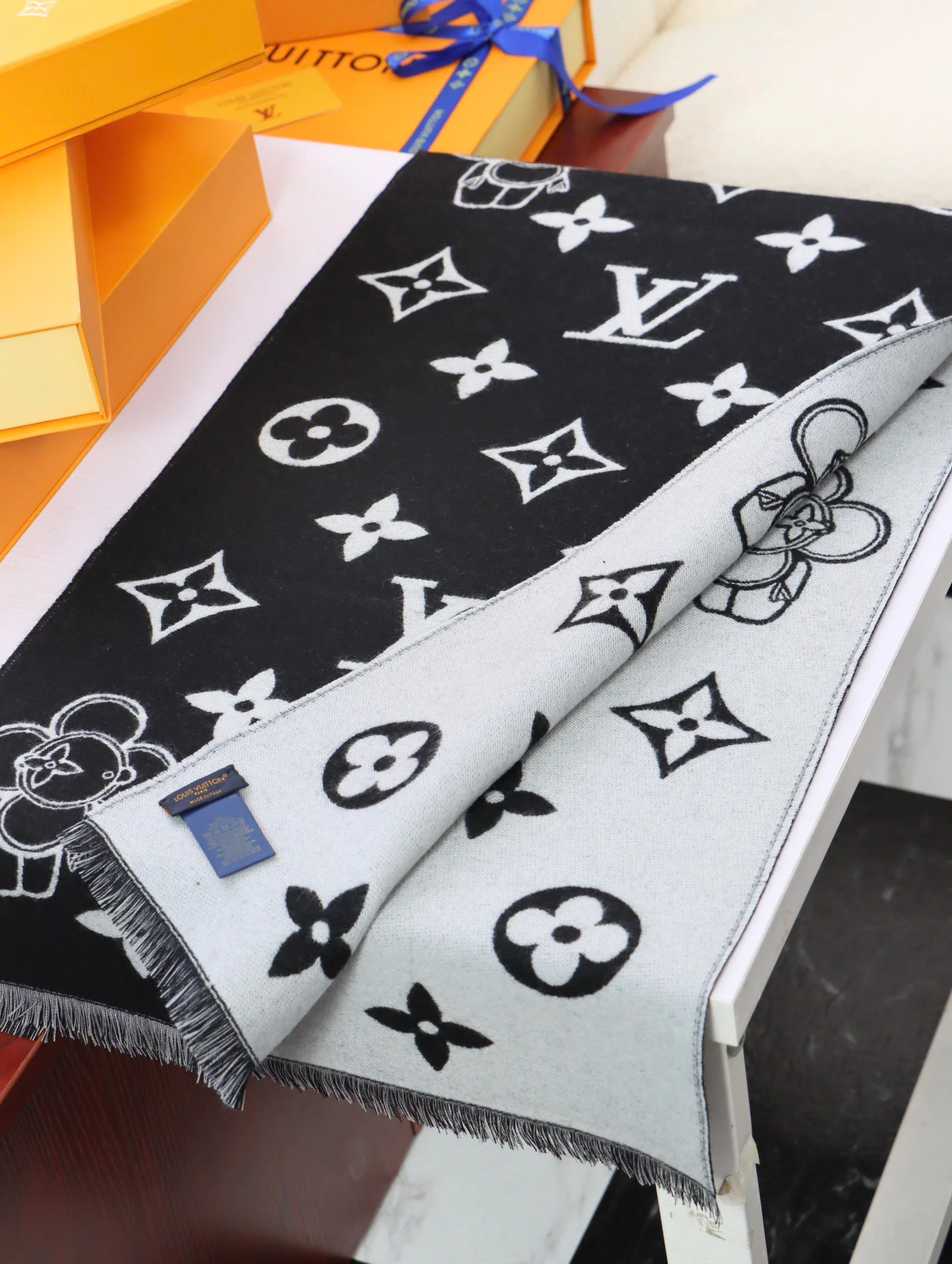 LV-100 - Шарф из овечьей шерсти, 34 (180 см), черный