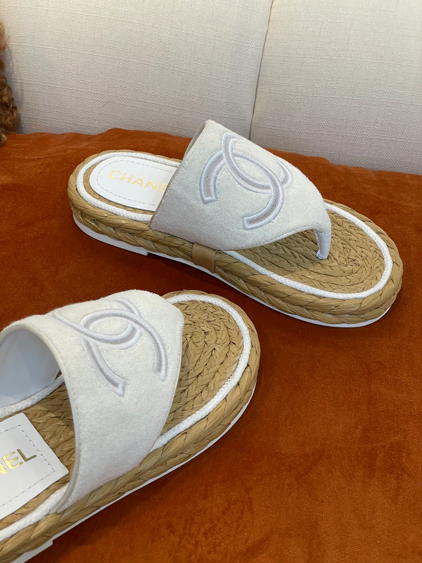 Шлепанцы на платформе Chanel