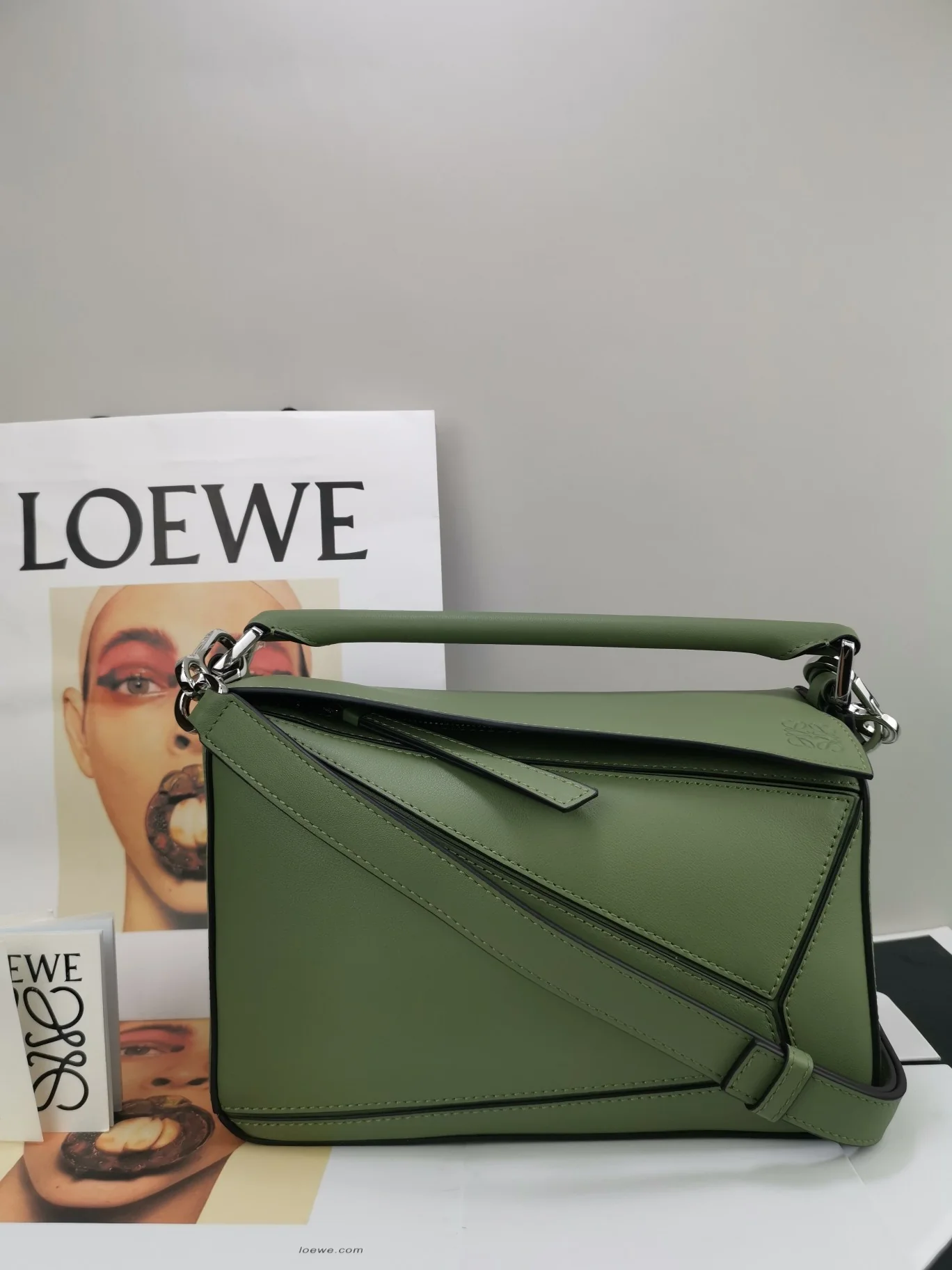 Сумка Loewe Puzzle из телячьей кожи, размер S, 25.