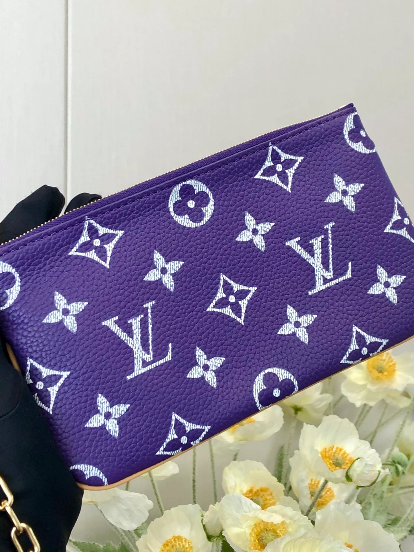 LV Виноградный фиолетовый-1