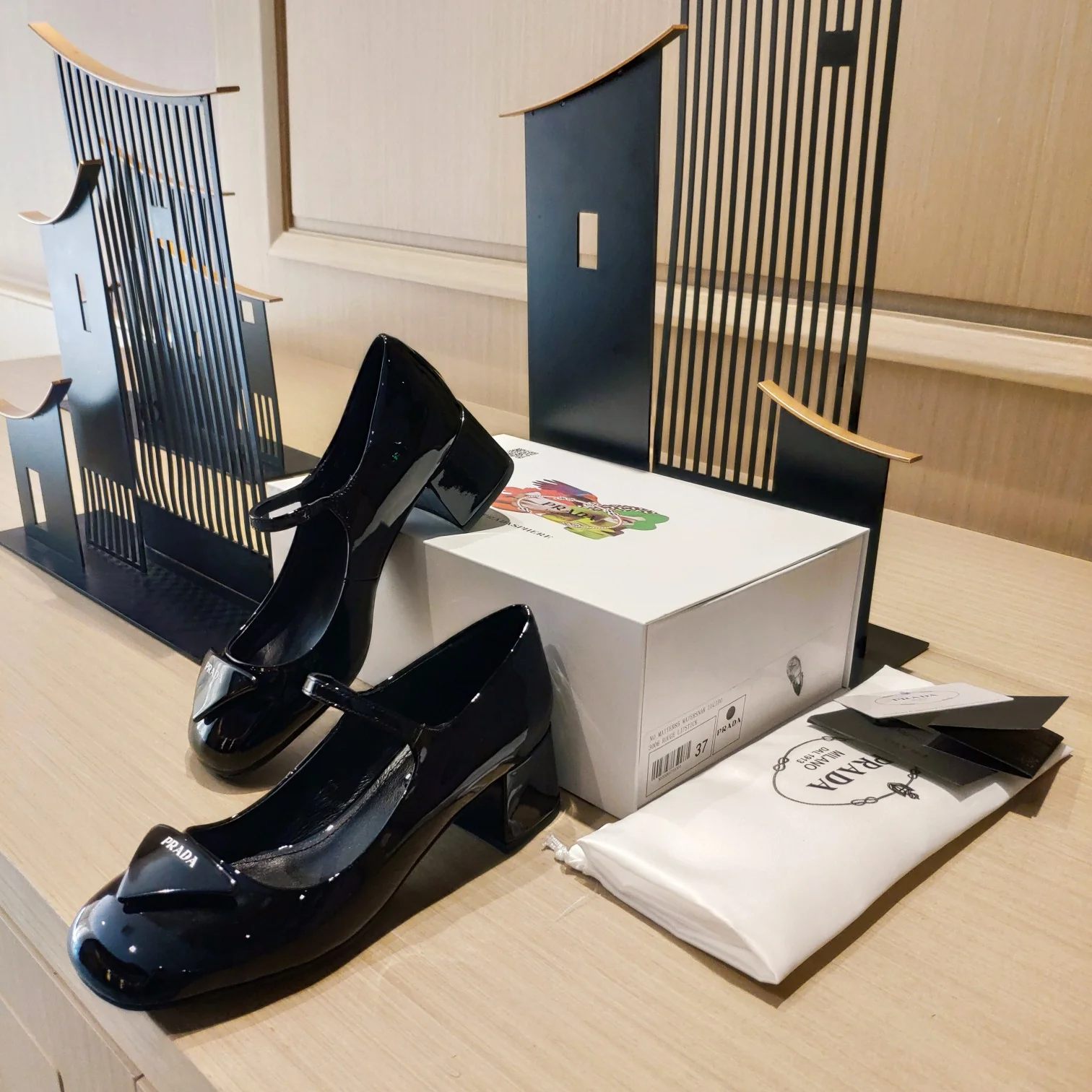 Обувь Prada - Prada - Новинки Весна/Лето 2022 - Французский ретро - Туфли Мэри Джейн