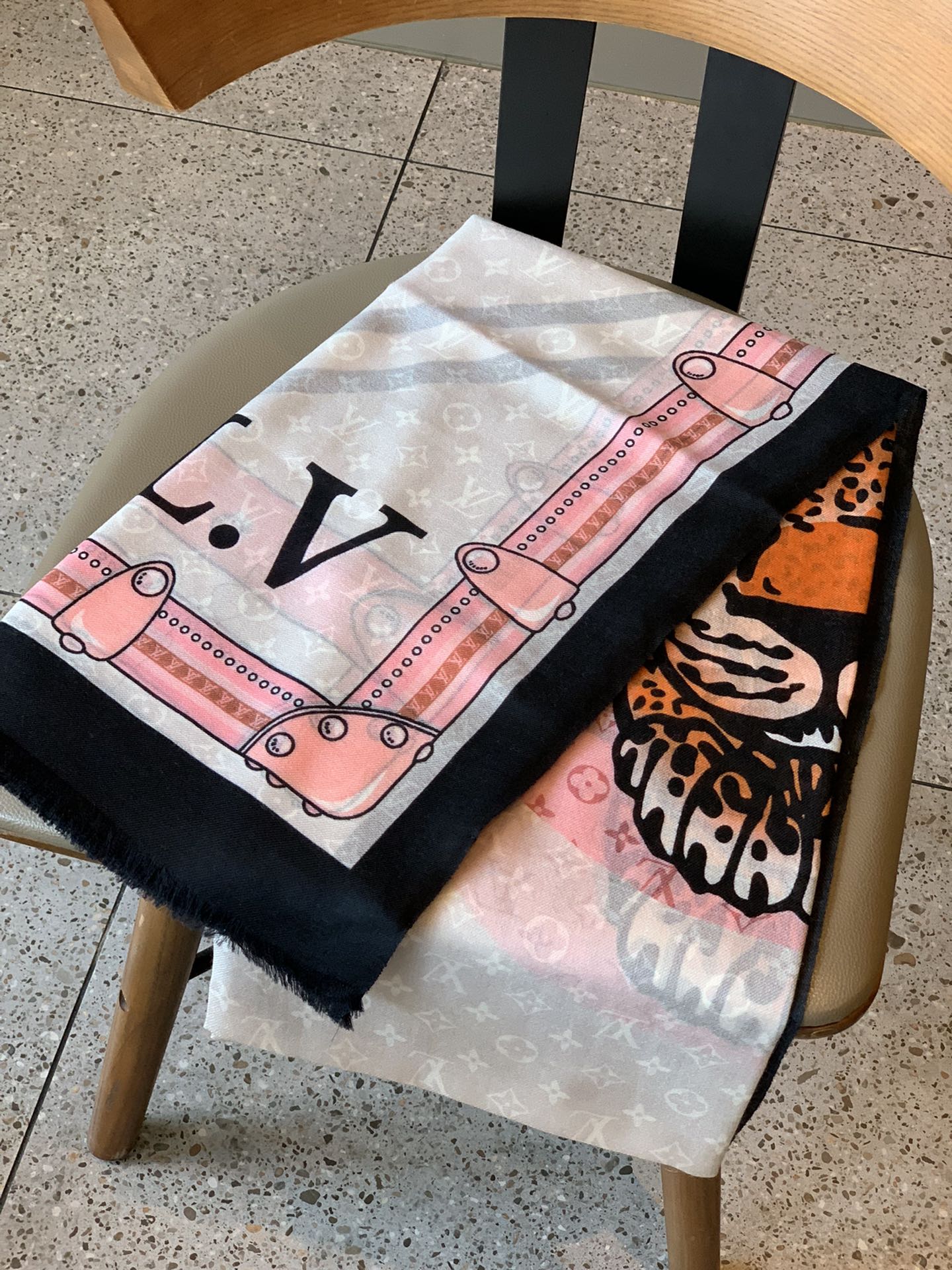 Шарф LV Tiger - 200 см - 110 см - 100 см - Чистый кашемир - Белый